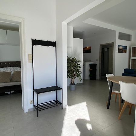 1-E Superbe Appartement Lumineux Charleroi Kültér fotó