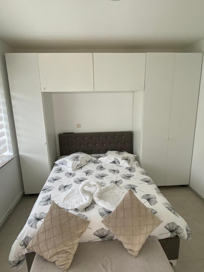 1-E Superbe Appartement Lumineux Charleroi Kültér fotó