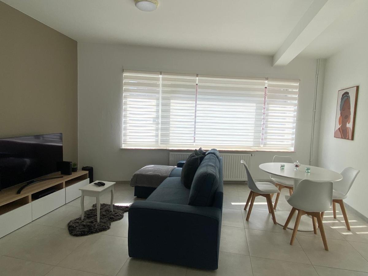 1-E Superbe Appartement Lumineux Charleroi Kültér fotó